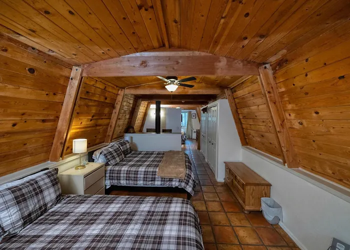 Grand Canyon Gateway With 1 Acre Pine Retreat Near Rt 66